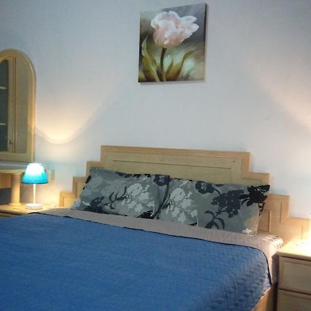Pinang Beach Apartment @ Bayu Emas Batu Feringgi Εξωτερικό φωτογραφία